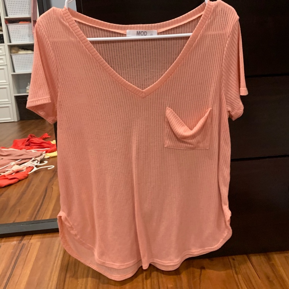 Top - Picture 2 of 4